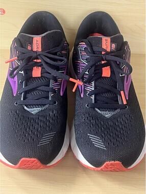 Brooks Adrenaline GTS 19 Black/Purple Running Shoes S 11.5